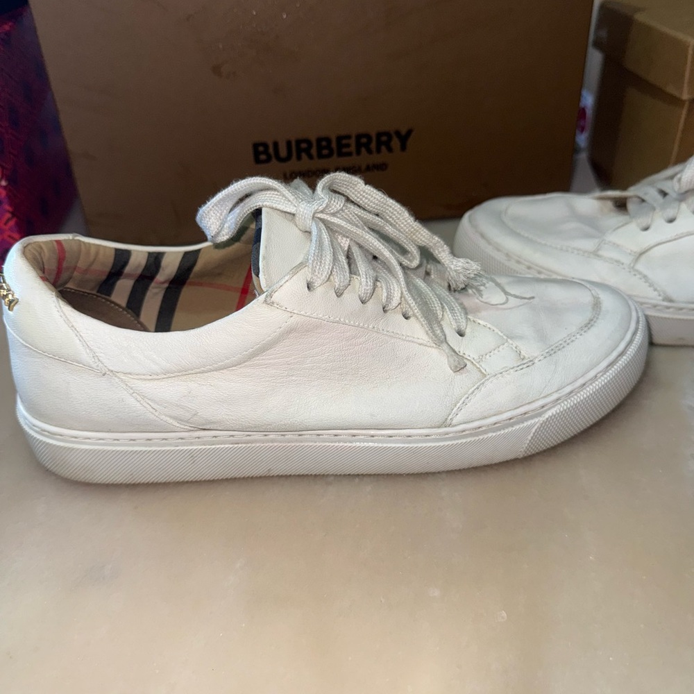 Burberry women Classic White Sneakers